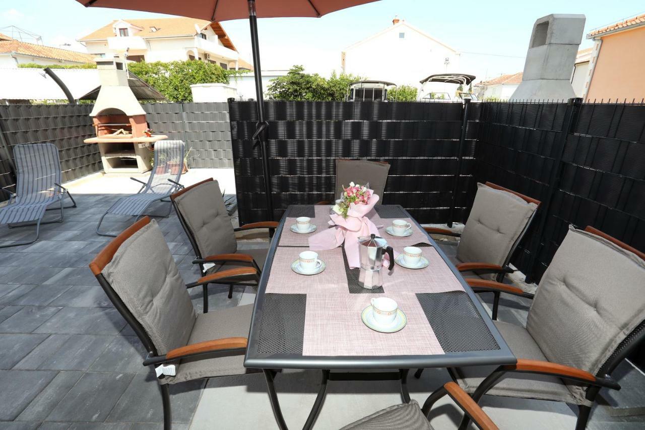 Apartment Little Marijeta Трогір Екстер'єр фото