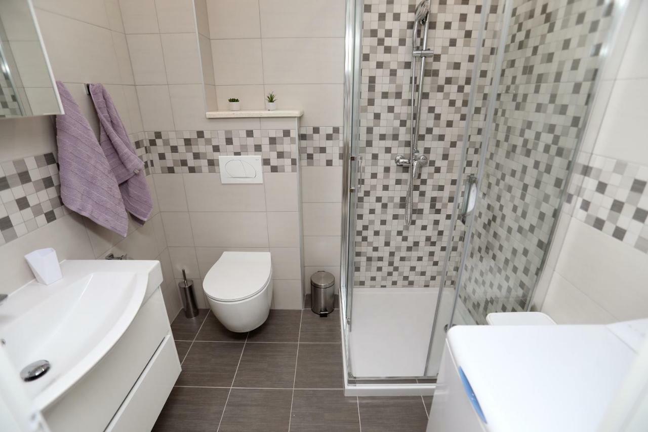 Apartment Little Marijeta Трогір Екстер'єр фото