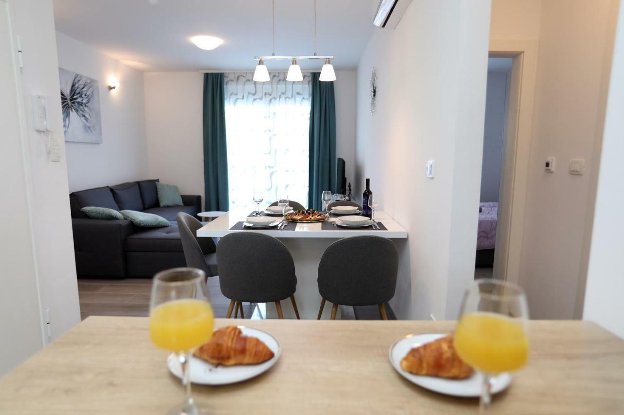 Apartment Little Marijeta Трогір Екстер'єр фото