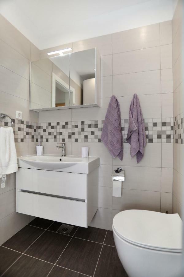 Apartment Little Marijeta Трогір Екстер'єр фото